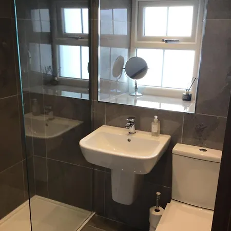 Holiday home Tastefully Renovated In